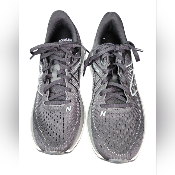 New Balance Womens Fresh Foam W860K13 Running Shoes Size 8.5 - Picture 2 of 6